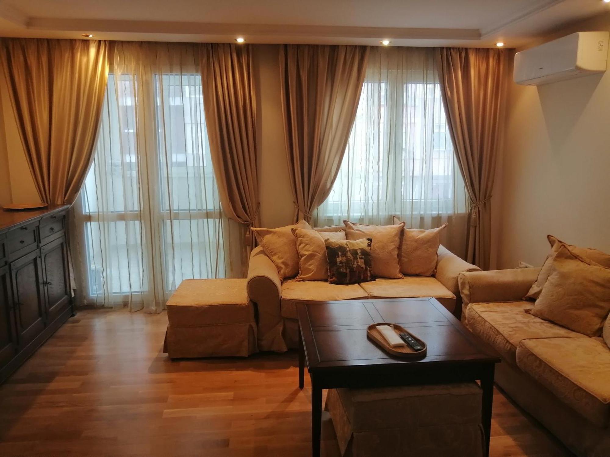 Victoria- две спални делукс до морската градина и центъра Apartment Burgas
